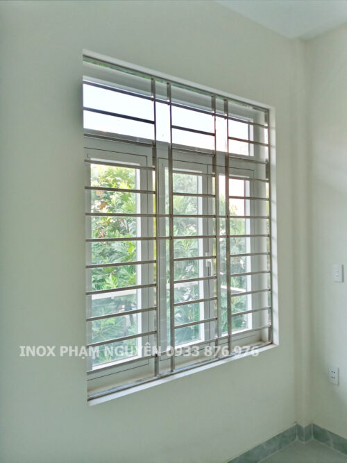 KHUNG BẢO VỆ CỬA SỔ INOX