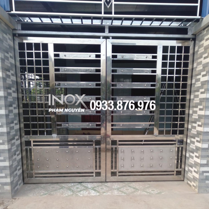 Mẫu Cửa Cổng Inox 2 Cánh