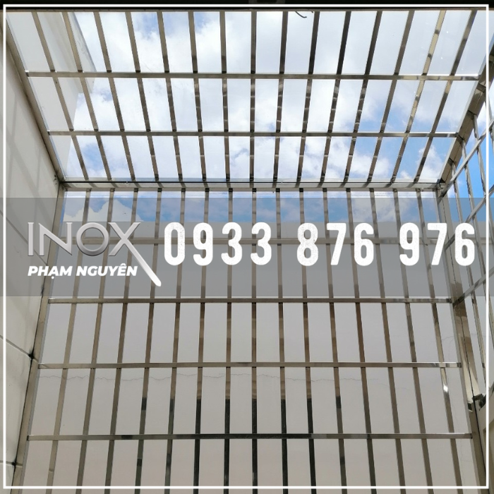 Giá Khung Bảo Vệ Inox 304